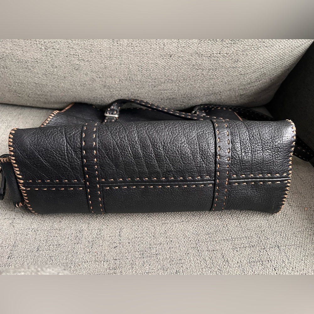 Fendi Selleria Black Leather Shoulder Bag - Picture 16 of 17
